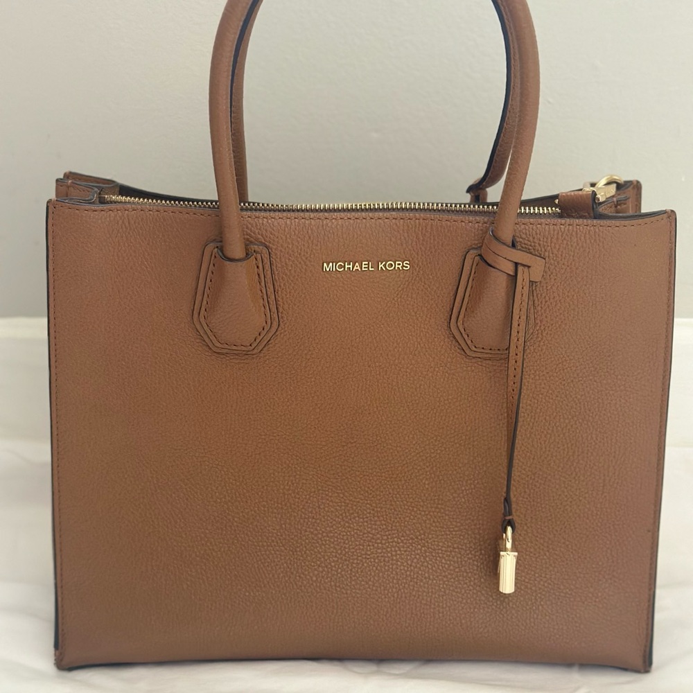 Tori Burch Tote Bag